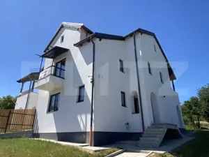 Casa alipita in Feleacu cu priveliste panoramica, constructie premium