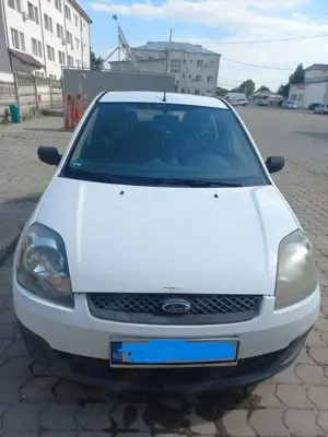 Vând Ford Fiesta 2007 - imagine 2
