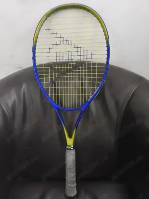 Racheta de tenis de camp