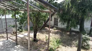 Persoana fizica   proprietar, vand casa în Arad, zona Parneava, pe strada principala - imagine 4