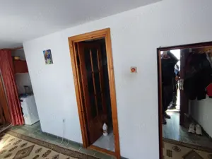 Casă  P+1 cu spatiu comercial stradal si 4 unități locative separate Buzau-str. Patriei  - imagine 5