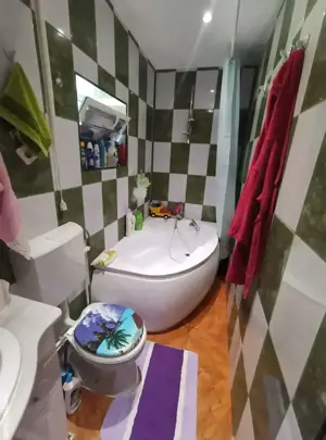 Casa cu teren de vanzare - imagine 3 Casa cu teren de vanzare - imagine 3