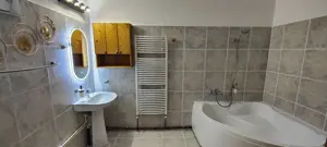 Apartament 3 camere Stațiunea Saturn  - imagine 5