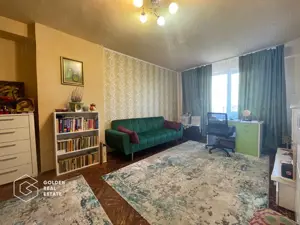 Apartament decomandat 4 camere, 85 mp, zona AEM - imagine 2