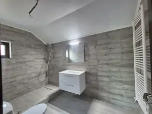 0% COMISION! Casă P+1 de vânzare   Târgu Jiu, cartier Panduraș - imagine 6