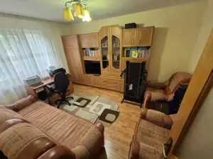 De vânzare apartament 2 camere   Târgu Jiu, intersecția cu 23 August - imagine 3 De vânzare apartament 2 camere   Târgu Jiu, intersecția cu 23 August - imagine 3