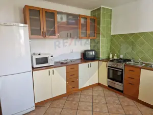Apartament cu 3 camere de închiriat - Zona Dealuri Oradea - imagine 4 Apartament cu 3 camere de închiriat - Zona Dealuri Oradea - imagine 4