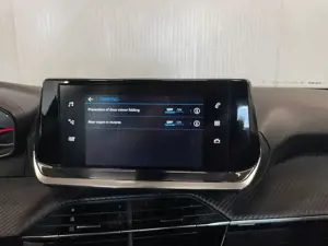 Peugeot 2008 - imagine 15