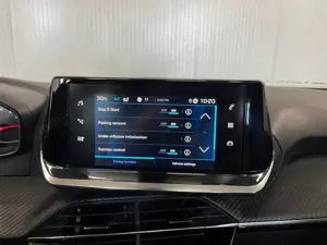 Peugeot 2008 - imagine 14