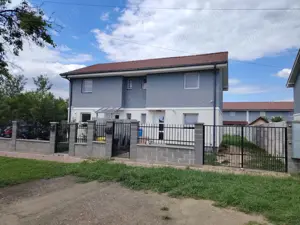 De vanzare duplex in Sanandrei 112000 euro