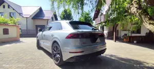Vând Audi Q8 55tfsi 394 cp -plug in hybrid, 2024, pachet S - imagine 5 Vând Audi Q8 55tfsi 394 cp -plug in hybrid, 2024, pachet S - imagine 5