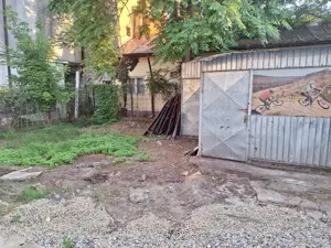 Inchiriez curte pretabila terasa sau comert stradal la intrare in Piata Ceair - imagine 6