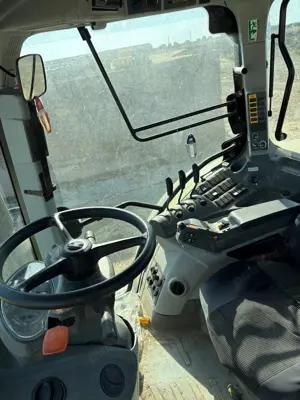 Claas Arion 610  - imagine 7