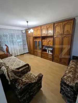 Apartament de vanzare, cu 4 camere, 74 mp, et intermediar, zona Manastur - imagine 3 Apartament de vanzare, cu 4 camere, 74 mp, et intermediar, zona Manastur - imagine 3