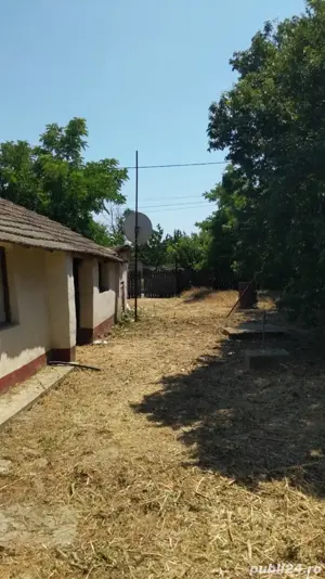    Casă bătrânească la șosea principală   Ograda, Ialomița     - imagine 5