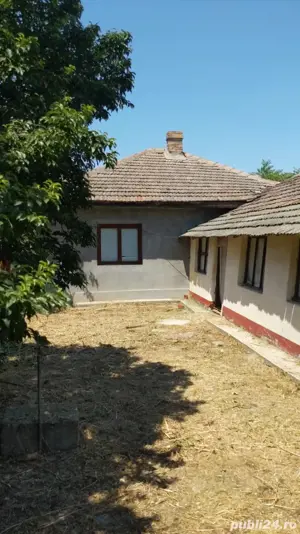    Casă bătrânească la șosea principală   Ograda, Ialomița     - imagine 4