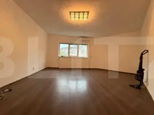  Apartament spațios cu 4 camere, 2 băi și cămară, zona Lipovei - imagine 4