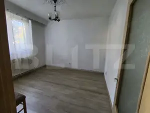 Apartament de vanzare, cu 2 camere, semi decomandat, 40 mp, zona Simion Barnutiu - imagine 6