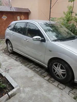 Ford  Focus  An 2001