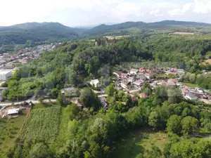 Casa de vacanta, de vanzare, cu 4 camere, 165 mp, zona Vulcana Pandele - imagine 5