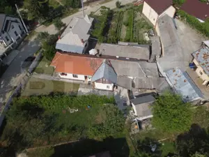 Casa de vacanta, de vanzare, cu 4 camere, 165 mp, zona Vulcana Pandele - imagine 3