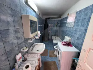 Casa de vacanta, de vanzare, cu 4 camere, 165 mp, zona Vulcana Pandele - imagine 14