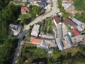 Casa de vacanta, de vanzare, cu 4 camere, 165 mp, zona Vulcana Pandele - imagine 4