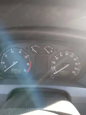 De vânzare Skoda fabia  - imagine 4