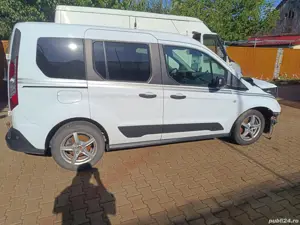 Vând Ford transit Connect euro 5 motor 1,5 diesel, 5 locuri