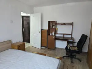 Închiriez apartament cu 1 camera Moroasa