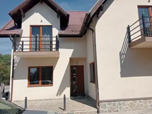 Vând casă -vila la Comarnic cu toate utilitățile necesare. - imagine 4