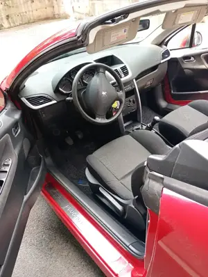 Peugeot 207 CC Cabriolet Roșu  Impecabil  - imagine 8