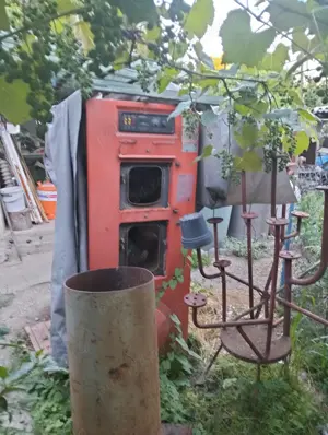 utilaje diverse, spalat legume, cazane miere inox, rafturi, tevi, etc