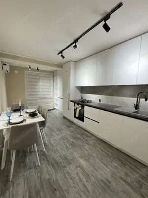 Garsoniera spatioasa  de inchiriat in Florilor - imagine 2