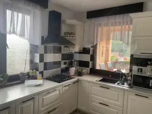 Casă de vânzare în Voroneț, 250 mp - imagine 3