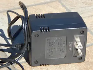 Adaptor AC pentru boxe Creative TEAD-57 AC 100 V to DC 12 V - imagine 2