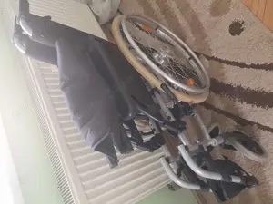 Carucior pentru invalid marca Breezy