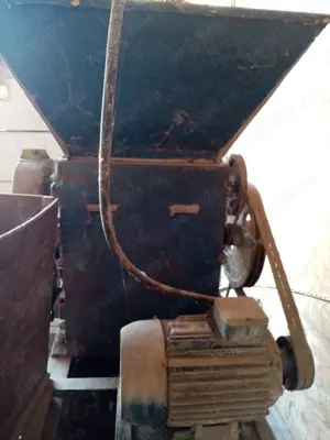 Moara de mălai cu valturi