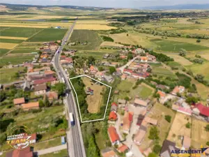 FILM! Teren intravilan 3.380 mp, in vecinatatea DN11,Santionlunca,Covasna - imagine 3