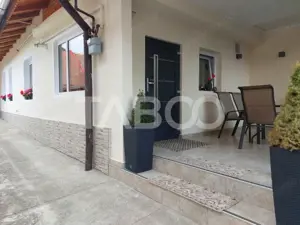 Casa 109 mp 4 camere pivnita terasa loc parcare curte comuna Cisnadie - imagine 2