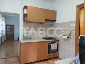 Casa 109 mp 4 camere pivnita terasa loc parcare curte comuna Cisnadie - imagine 7