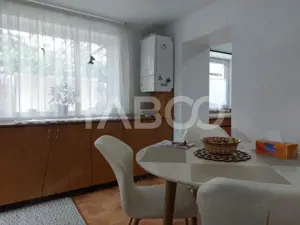 Casa 109 mp 4 camere pivnita terasa loc parcare curte comuna Cisnadie - imagine 13