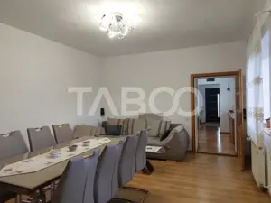 Casa 109 mp 4 camere pivnita terasa loc parcare curte comuna Cisnadie - imagine 14