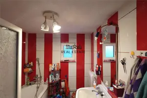 Casa renovata cu acces usor, langa padure - imagine 6