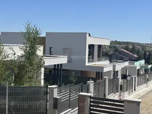 Eleganta si spatiu intr-un cadru natural  - vile noi aproape de centrul orasului - imagine 15