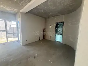 Eleganta si spatiu intr-un cadru natural  - vile noi aproape de centrul orasului - imagine 14