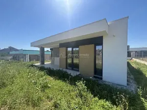 Eleganta si spatiu intr-un cadru natural  - vile noi aproape de centrul orasului - imagine 9