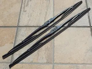 Set lamele stergator 47cm nefolosite compatibile cu Dacia Daewoo - imagine 9