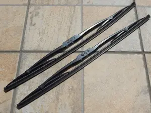 Set lamele stergator 47cm nefolosite compatibile cu Dacia Daewoo - imagine 4