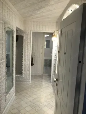 PROPRIETAR, Apartament 3 camere, CF1, Decomandat, 85mp, LUX